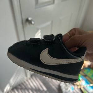 Toddler Nike Size 5c
